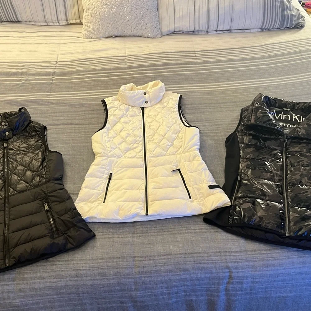 3 Calvin Klein Performance Women's Zip-Up Vests - Picture 6 of 16